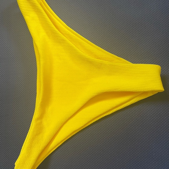 Yellow ZAFUL tie bikini - Picture 3 of 4